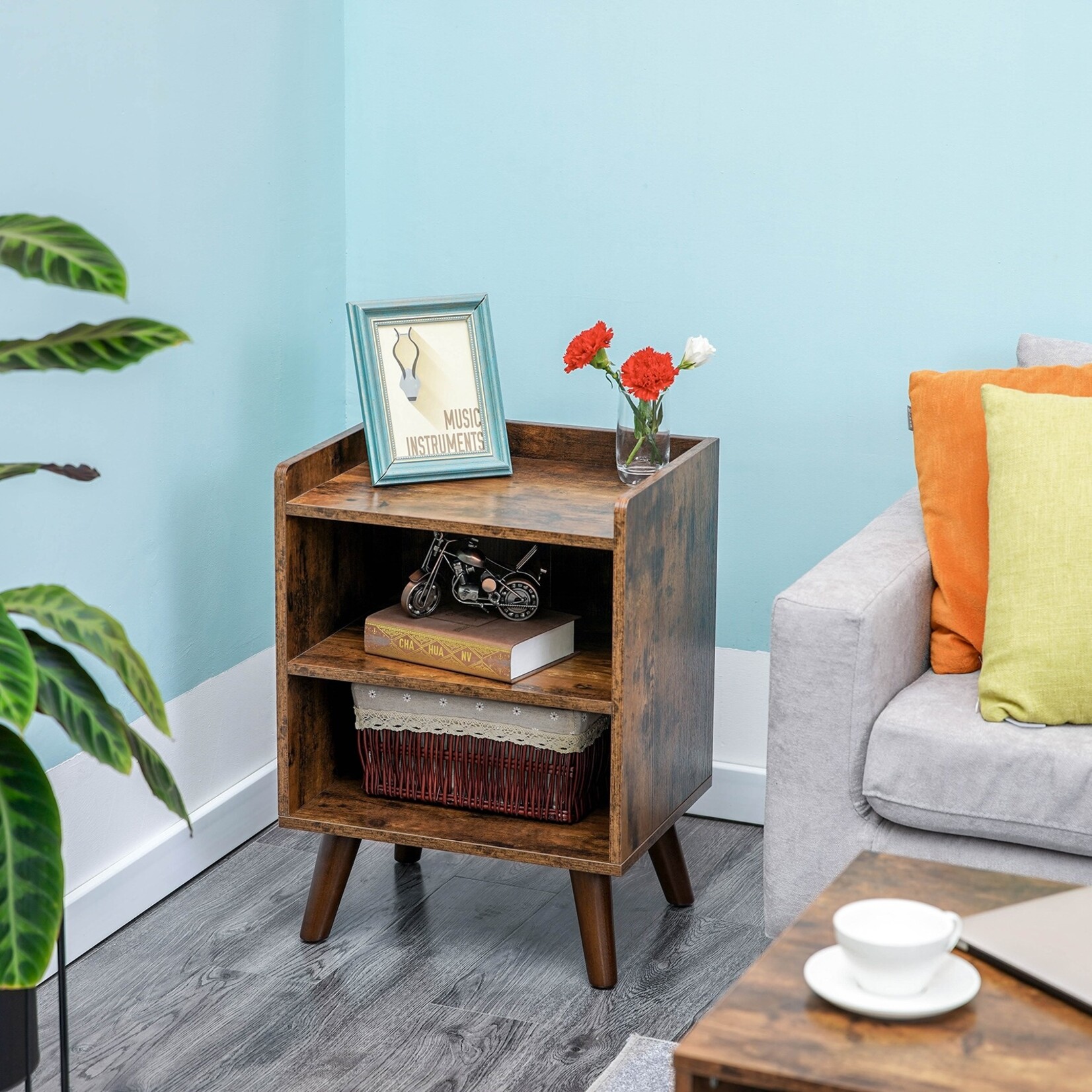 Parya Home Elegant & Veelzijdig: Parya Home Nachtkastje met 3 Open Planken