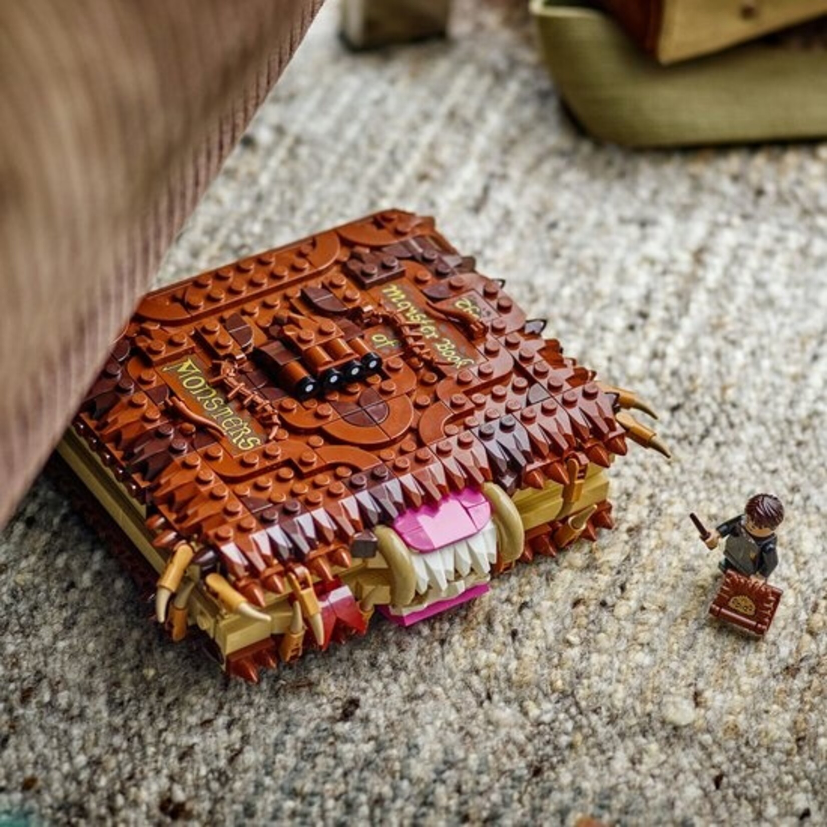 LEGO LEGO Harry Potter Het Monsterlijke Monsterboek Speelgoed - 76449