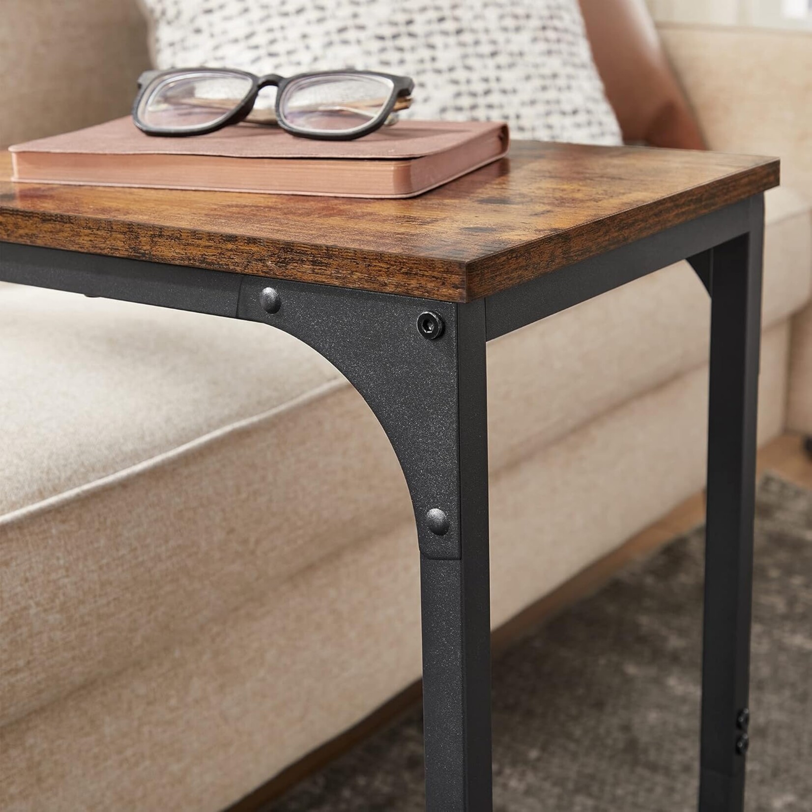 Bobbel Home Bobbel Home Industrieel C-Vormige Bijzettafel / Nachtkastje Bruin-Zwart 40 × 30 × 62 cm