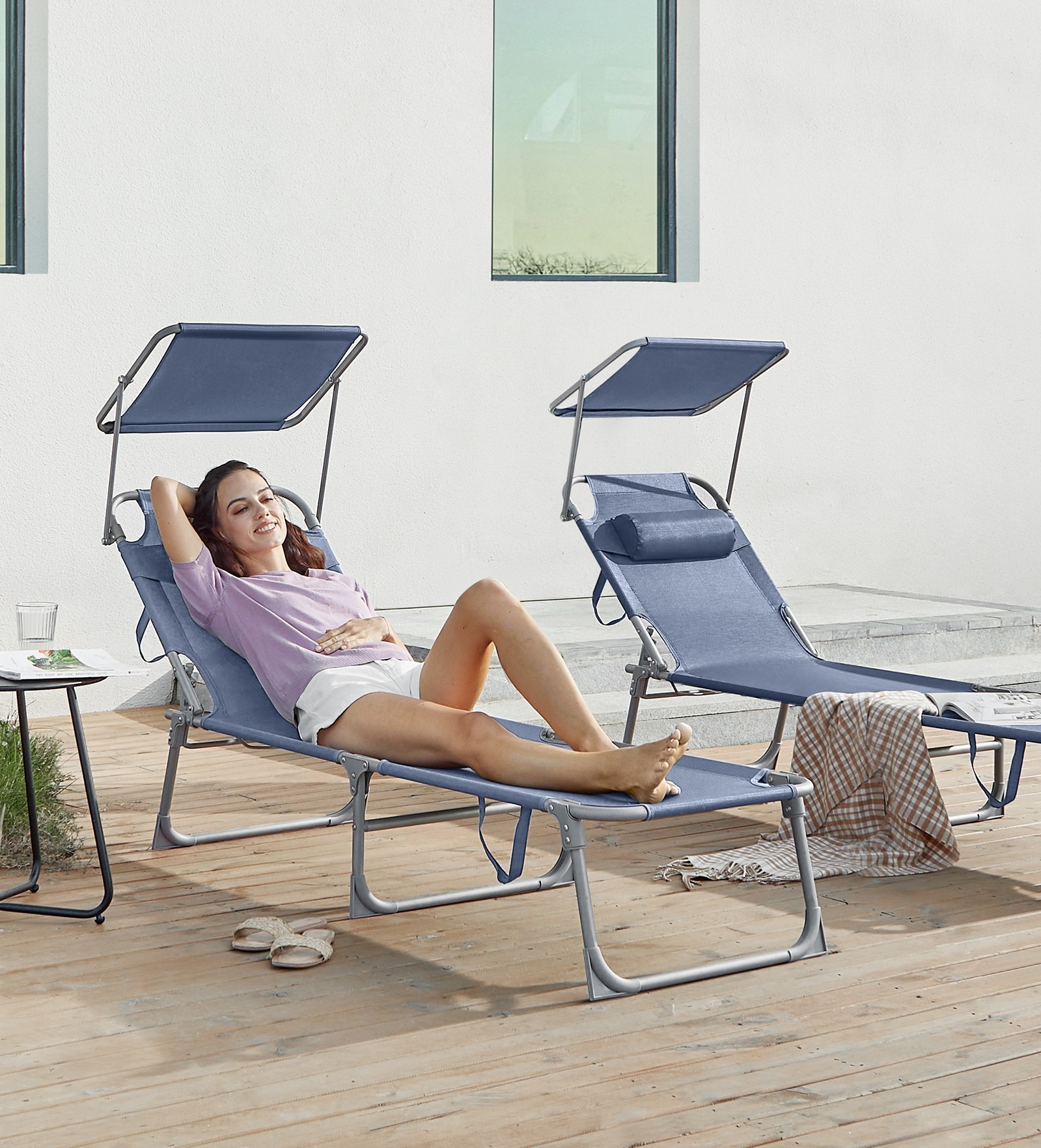 Bobbel Home Ligbed – Opklapbaar – Met Zonwering – Blauw – Mobiel Strandbed