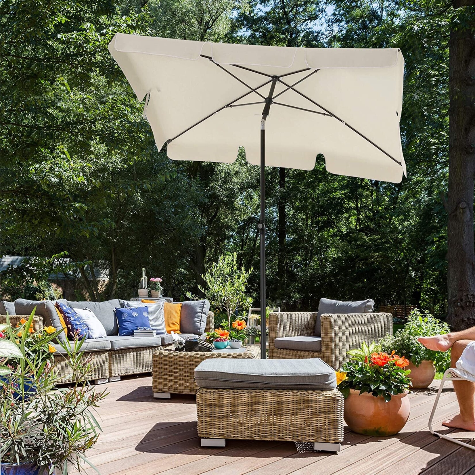 Bobbel Home Balcony Parasol - 200 x 125 cm - UPF 50+ UV Protection - Tilt and Height Adjustable - Lightweight - With Carry Bag - Beige