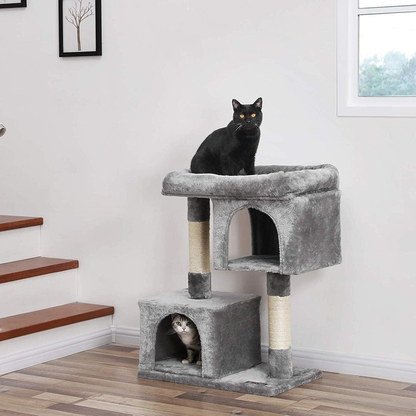 krabpaal speelhuis 84 cm – groot platform met opstaande rand, 2 pluche grotten, sisalstammen, pluche bal, versterkte basis, kantelbeveiliging, lichtgrijs