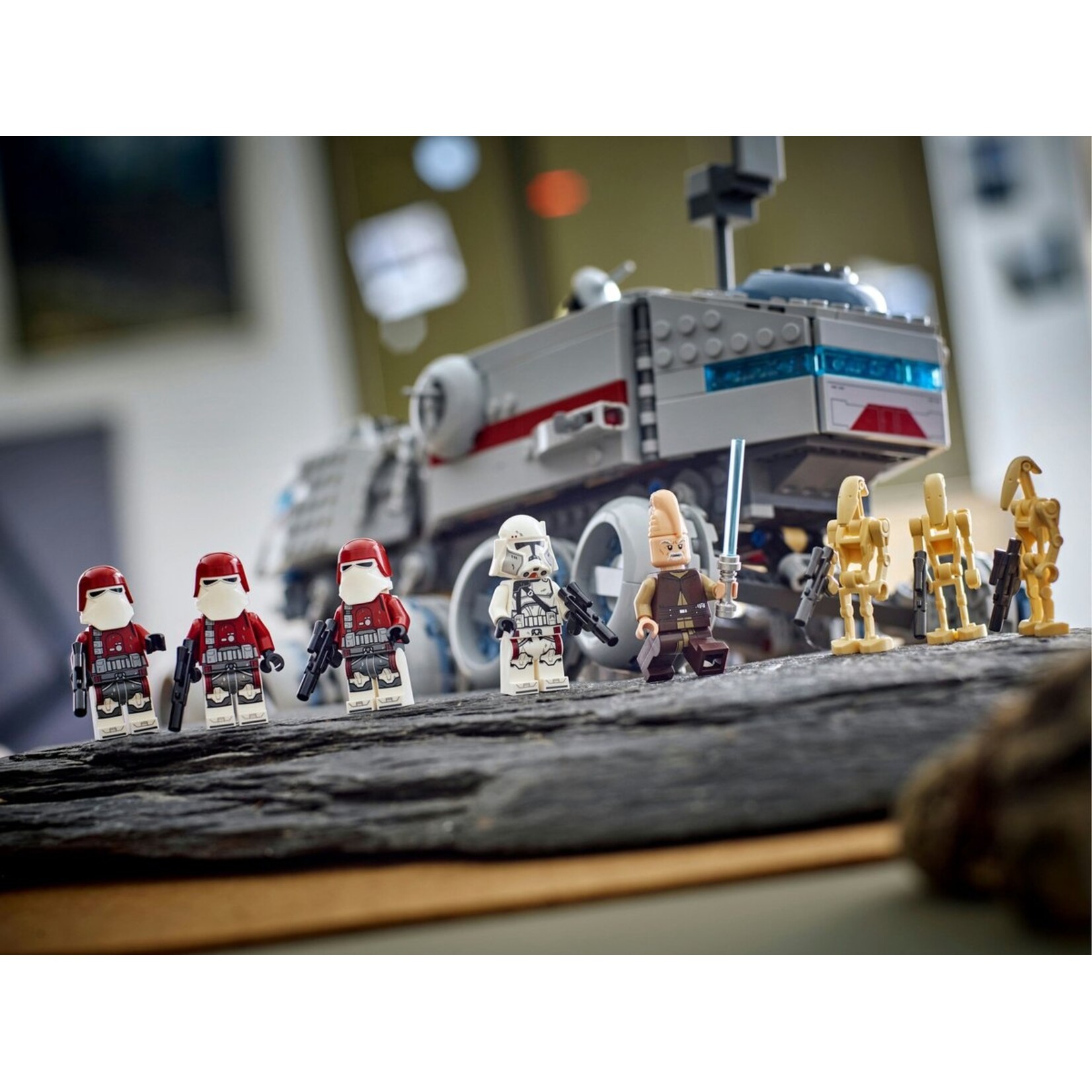 LEGO LEGO® Star Wars: The Clone Wars™ Republic Juggernaut - 75413