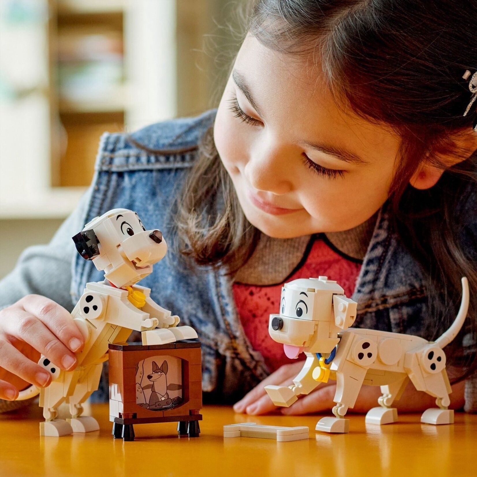 LEGO LEGO Disney Lucky and Penny from 101 Dalmatians - Building Set with 2 Posable Puppies - Ages 6+ - 43271