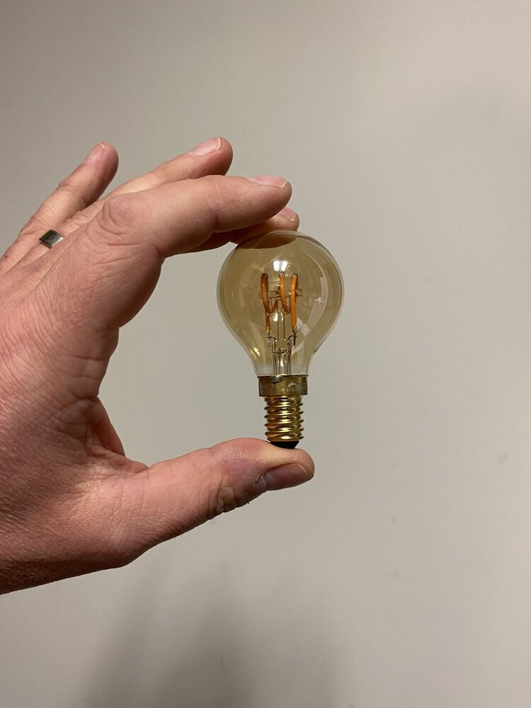 Highlight Glühbirne LED E14 Kugel 4W 120 LM 2200K Dimmbar amber