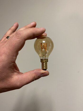 Highlight Glühbirne LED E14 Kugel 4W 120 LM 2200K Dimmbar amber