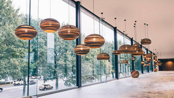 Think Paper Hängeleuchte Dandy 440 Ø 44 cm braun Think Paper Hängeleuchte Dandy 440 Ø 44 cm braun