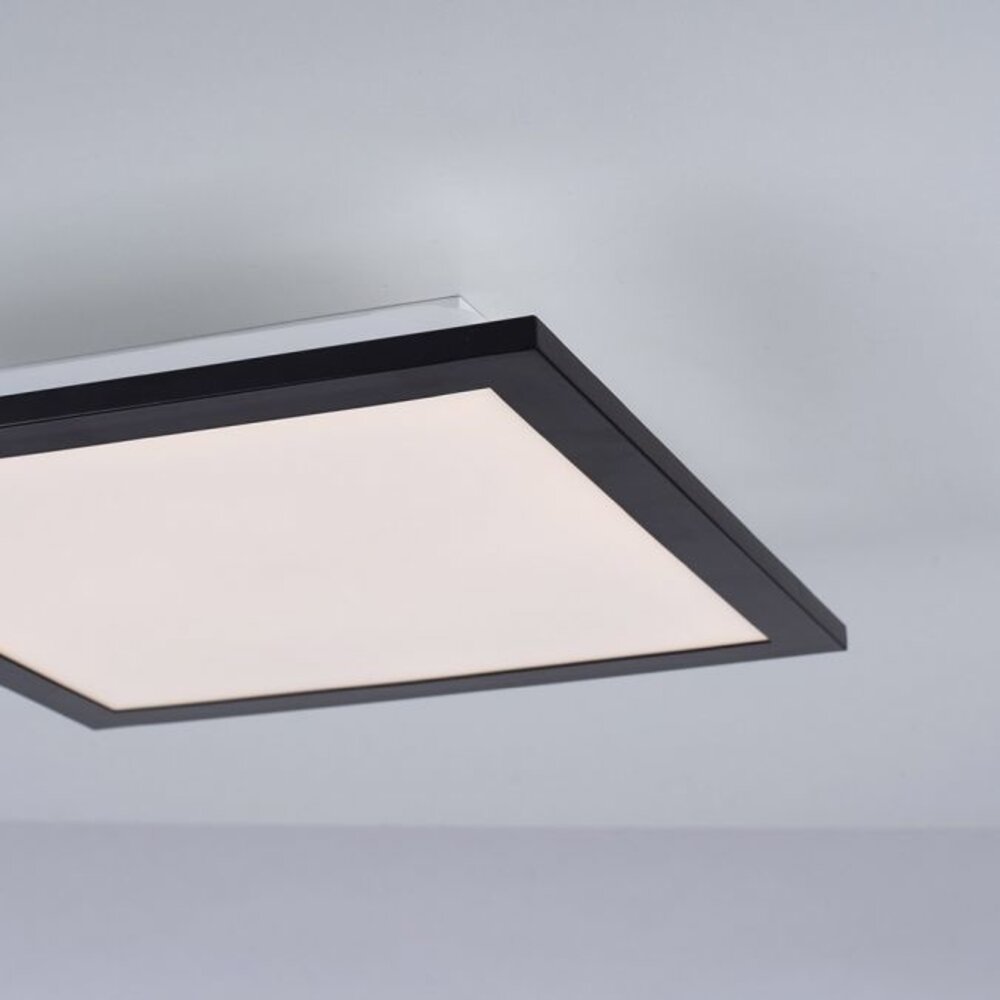 Paul Neuhaus Deckenleuchte Flat 30 x 30 cm schwarz Paul Neuhaus Deckenleuchte Flat 30 x 30 cm schwarz