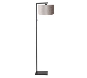 Steinhauer Stehleuchte Stang H 160 cm silberner Schirm - schwarz Steinhauer Stehleuchte Stang H 160 cm silberner Schirm - schwarz