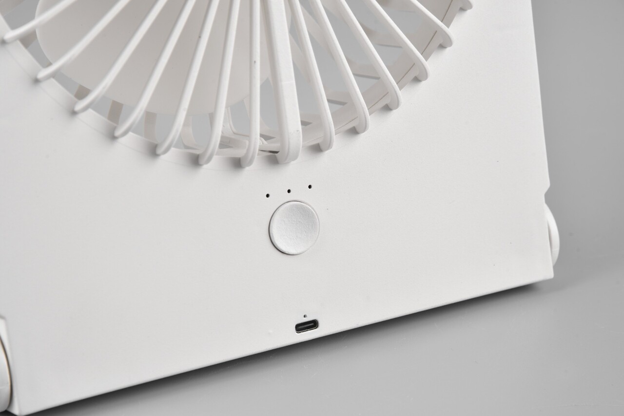 Trio Leuchten Tischventilator Breezy H 23 cm wiederaufladbar weiß Trio Leuchten Tischventilator Breezy H 23 cm wiederaufladbar weiß