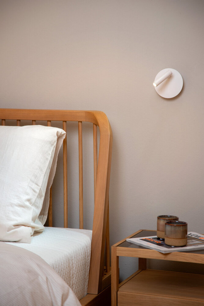 Lucide JOLIJN - Wiederaufladbare Bettleuchte/Wandleuchte - Batterie/Batterie - Ø 10,2 cm - LED - 1x2W 3000K - Magnetisch - Weiß Lucide JOLIJN - Wiederaufladbare Bettleuchte/Wandleuchte - Batterie/Batterie - Ø 10,2 cm - LED - 1x2W 3000K - Magnetisch - Weiß