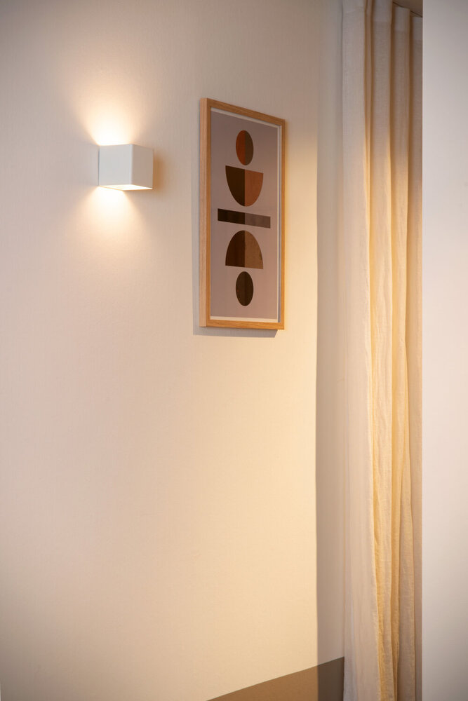 Lucide VERTIGO - Wiederaufladbare Wandleuchte Innen/Außen - Batterie/Batterie - LED Dimb. - 1x6W 2700K - IP54 - Bewegungssensor - Magnetisch - Weiß Lucide VERTIGO - Wiederaufladbare Wandleuchte Innen/Außen - Batterie/Batterie - LED Dimb. - 1x6W 2700K - IP54 - Bewegungssensor - Magnetisch - Weiß