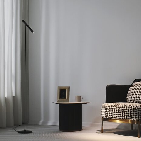 Artdelight Stehleuchte Kansas H 140 cm Touch Dimmer schwarz Artdelight Stehleuchte Kansas H 140 cm Touch Dimmer schwarz