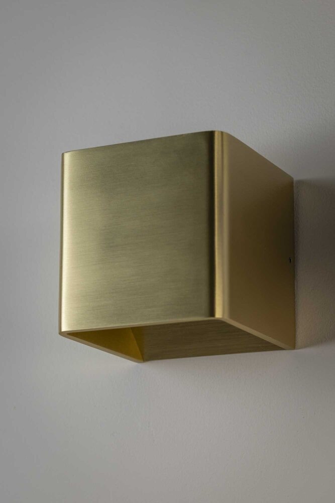 Artdelight Wandleuchte Fulda 10x10 cm matt gold Artdelight Wandleuchte Fulda 10x10 cm matt gold