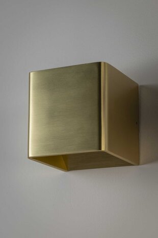 Artdelight Wandleuchte Fulda 10x10 cm matt gold Artdelight Wandleuchte Fulda 10x10 cm matt gold