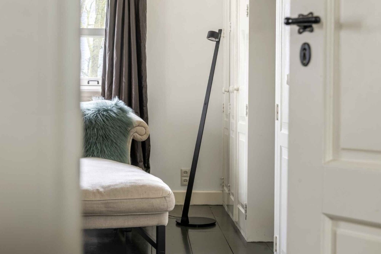 Artdelight Stehleuchte Omega H 146 cm schwarz