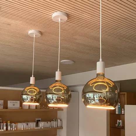 Segula Lampe Floating LED G200 6W 240LM 1900K Dimmbar Smoke Segula Lampe Floating LED G200 6W 240LM 1900K Dimmbar Smoke