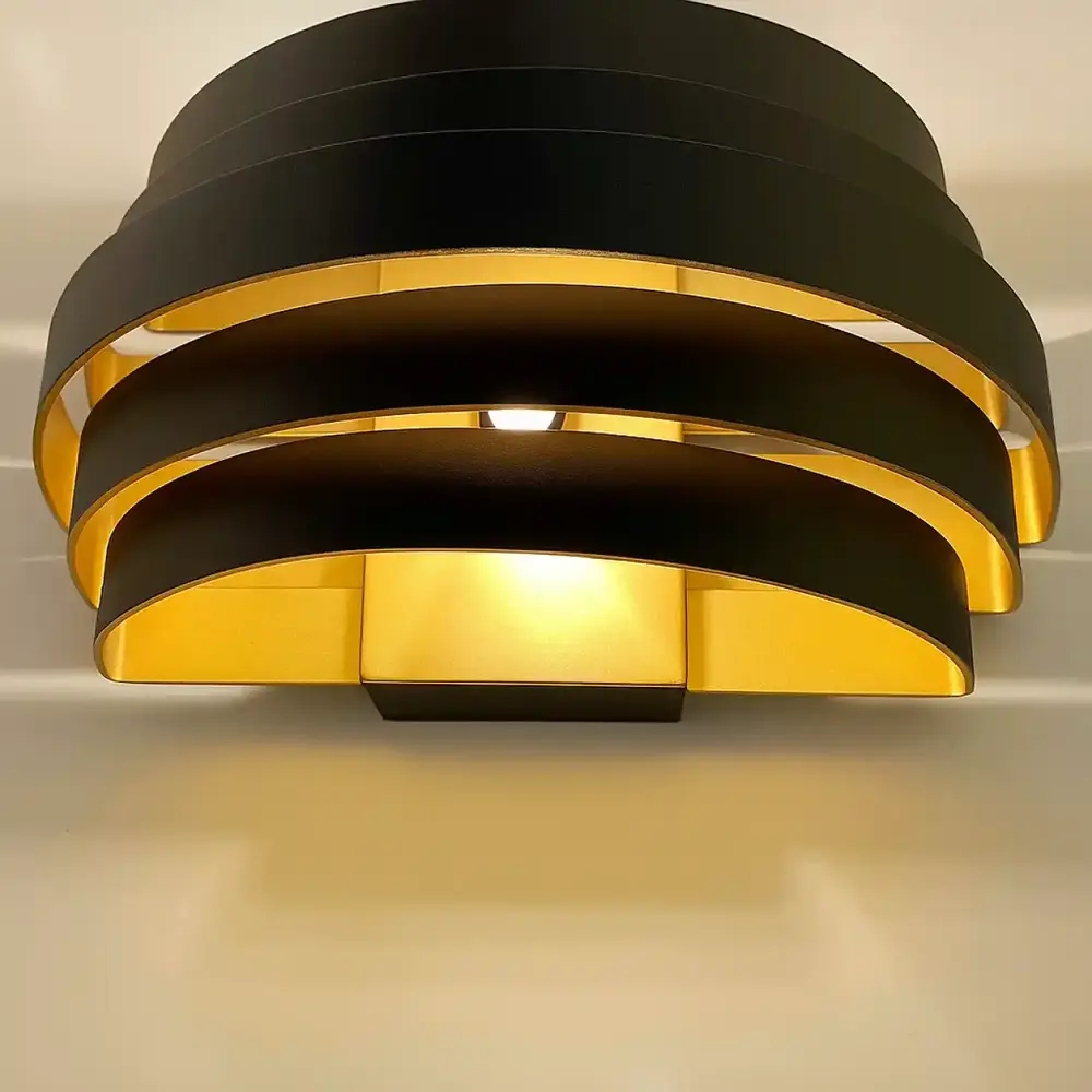 Highlight Wandleuchte Scudo B 25 cm schwarz gold Highlight Wandleuchte Scudo B 25 cm schwarz gold