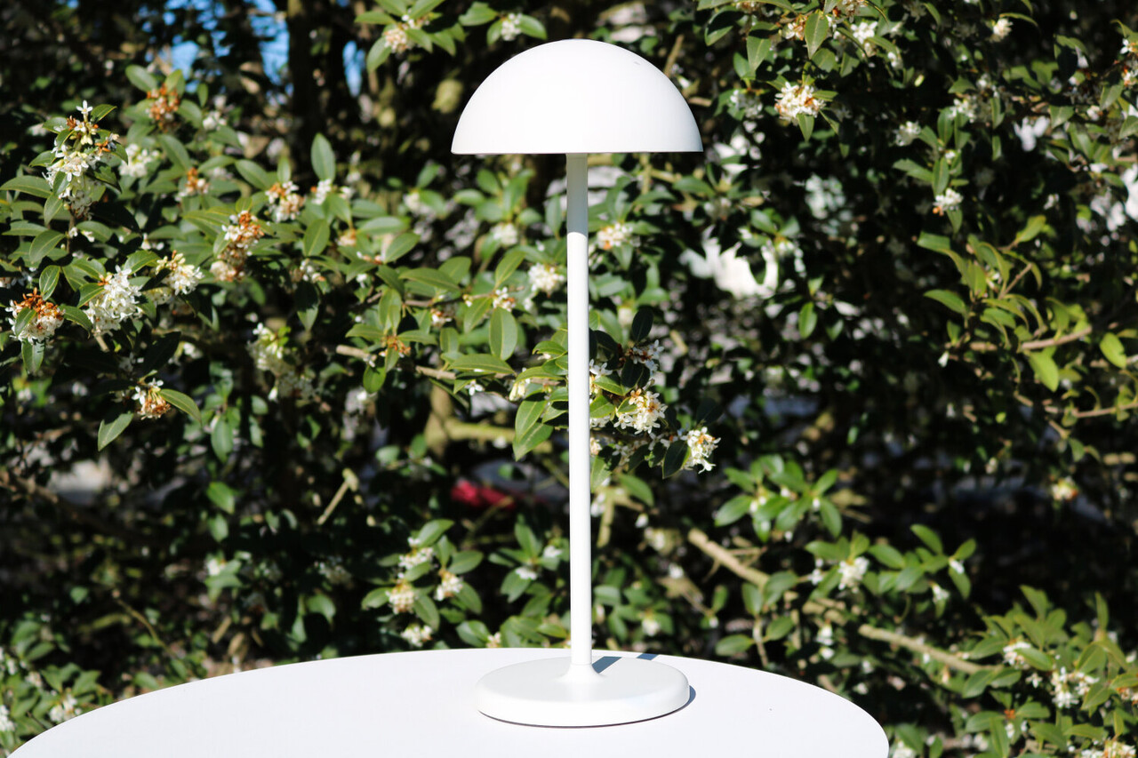 Lucide JOY - Wiederaufladbare Tischleuchte Innen/Außen - Batterie/Batterie - Ø 12 cm - LED Dimb. - 1x1,5W 3000K - IP54 - Weiß