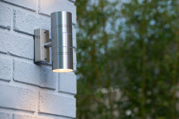 Lucide ARNE-LED - Wandleuchte Innen/Außen - Ø 6,3 cm - LED - GU10 - 2x5W 2700K - IP44 - Mattchrom