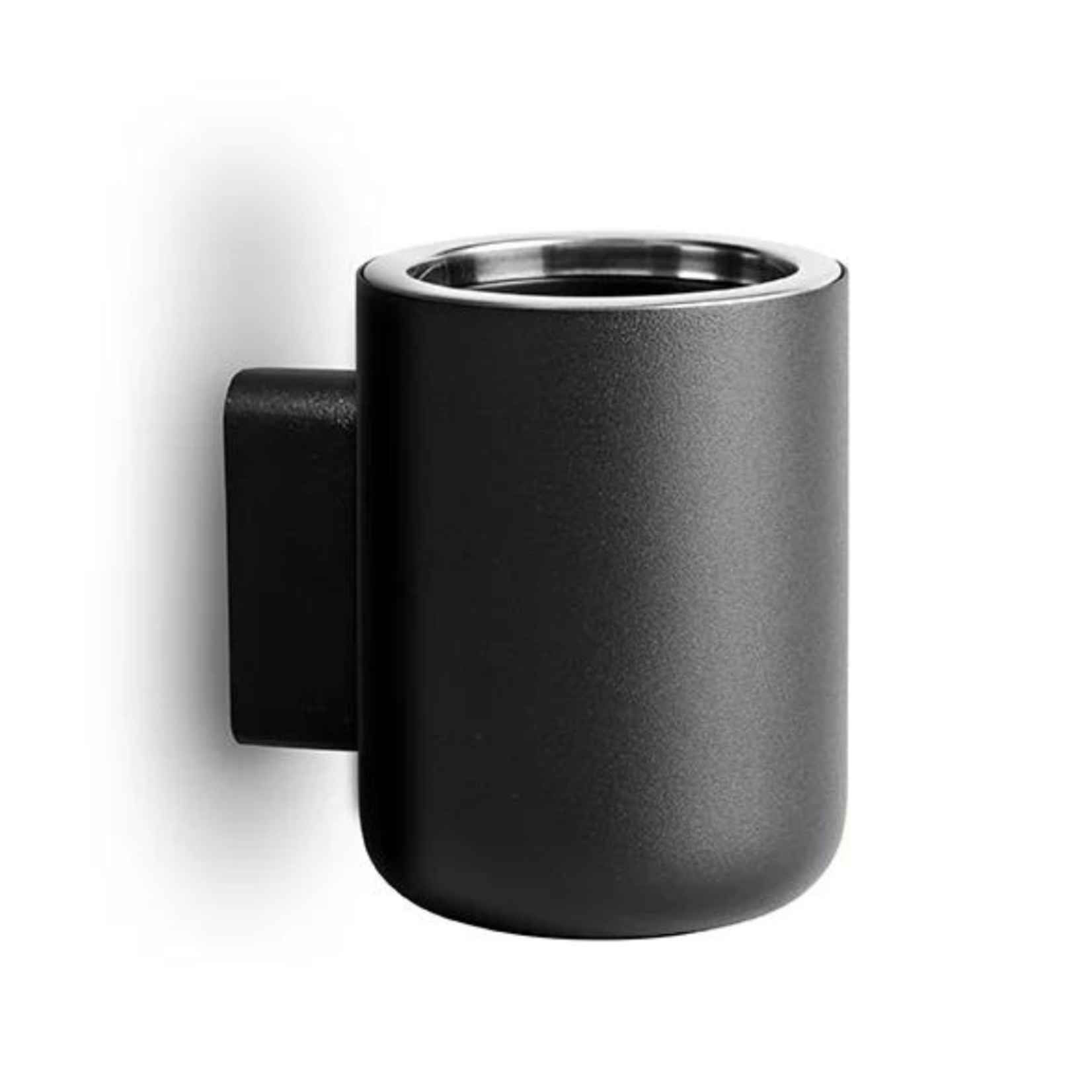 Audo Tooth brush wall