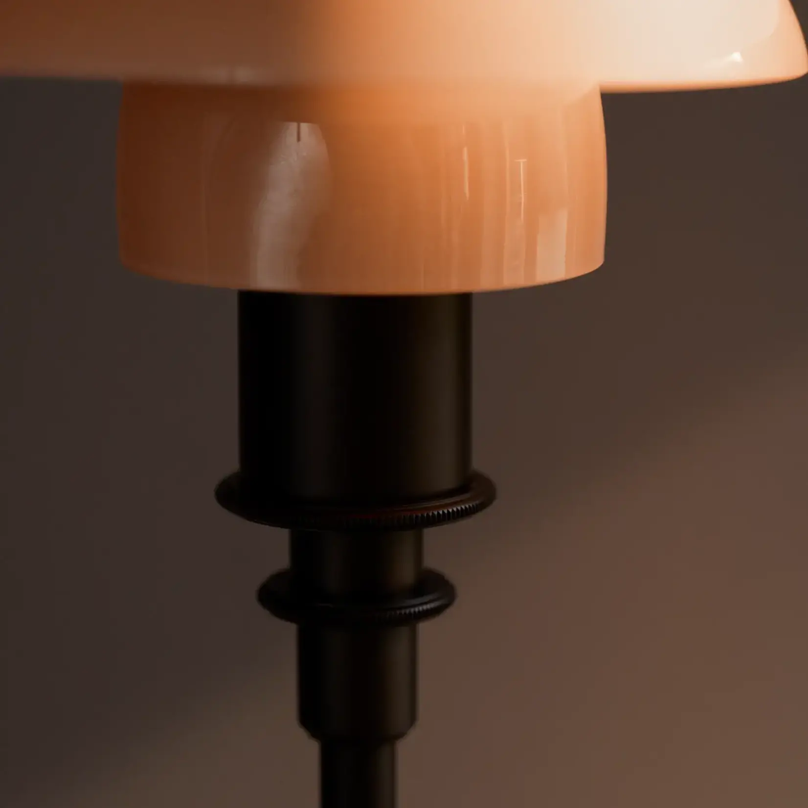 Louis Poulsen PH 3/2 Table Lamp (Lim. edition 2025) - dusty terracotta