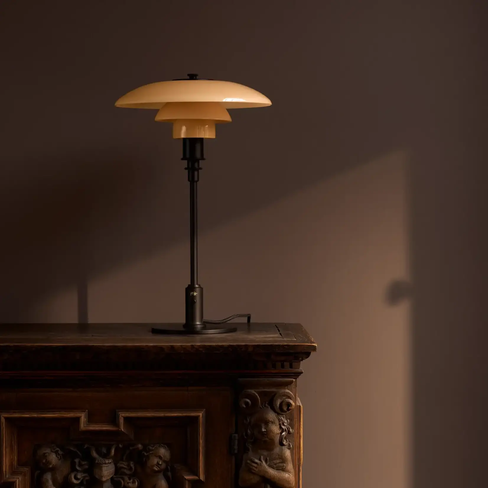 Louis Poulsen PH 3/2 Table Lamp (Lim. edition 2025) - dusty terracotta