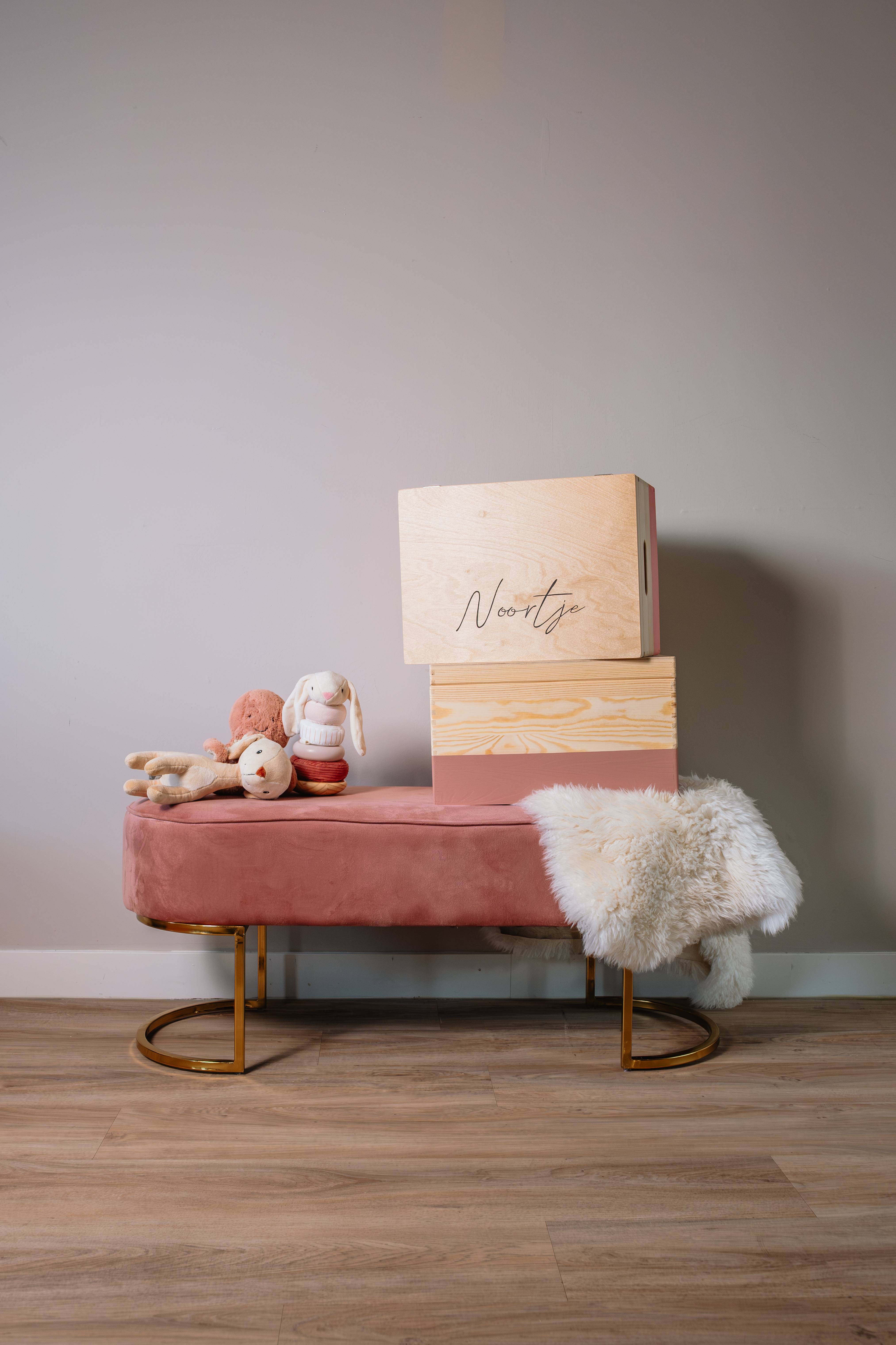 Verras kersverse ouders of je eigen kind met deze bewaarkist