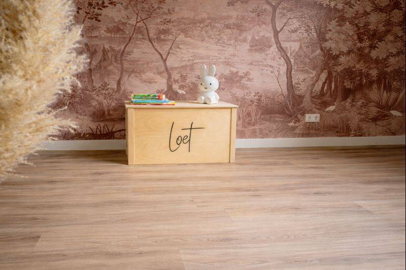 Moderne speelgoedkist met naam 