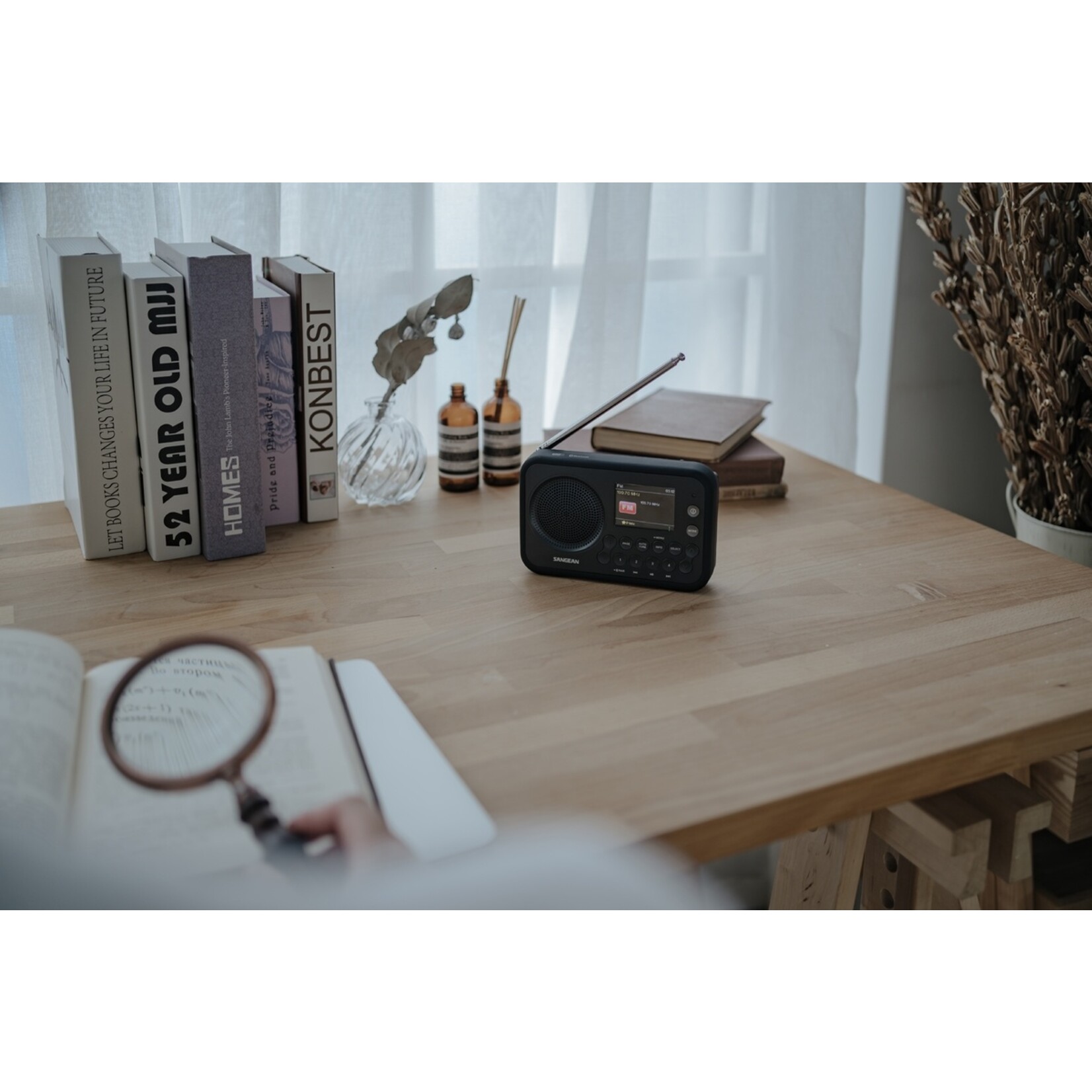 Sangean Draagbare Digitale Radio met DAB+/FM-DRS en Bluetooth - 40 Voorkeurszenders