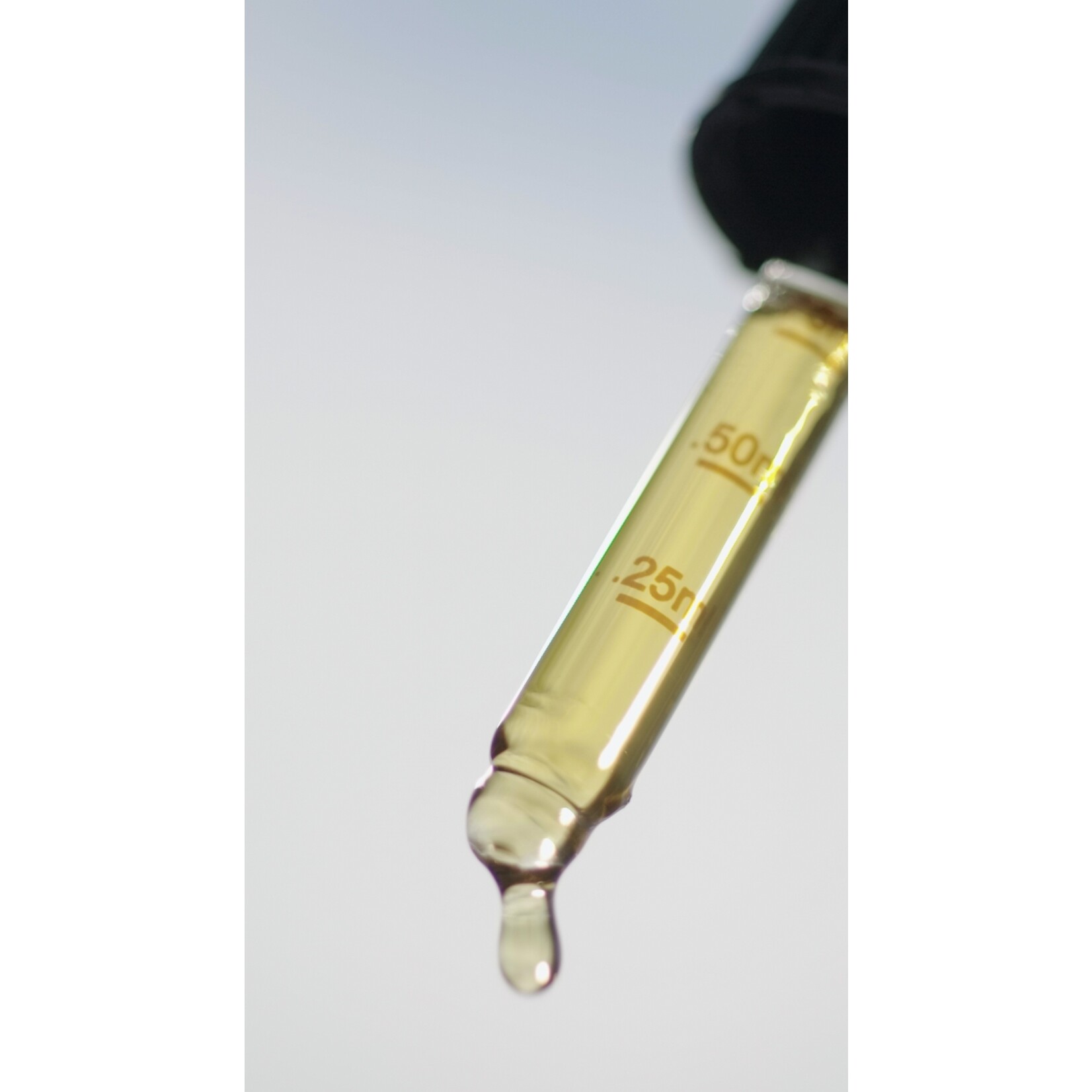 Layv LAYV® Extra Virgin CBD Olie 3% met Milde Smaak [300 mg CBD]