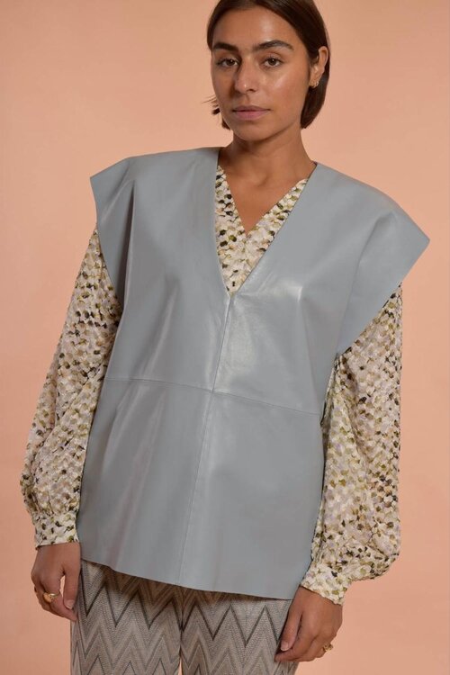 Suite 22 Sky Blue Ledertop