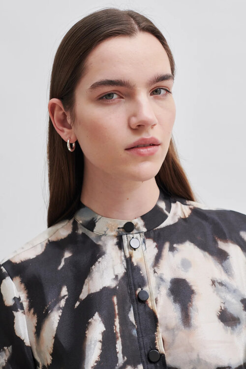 Second Female Schwarzes Weiches Hemd