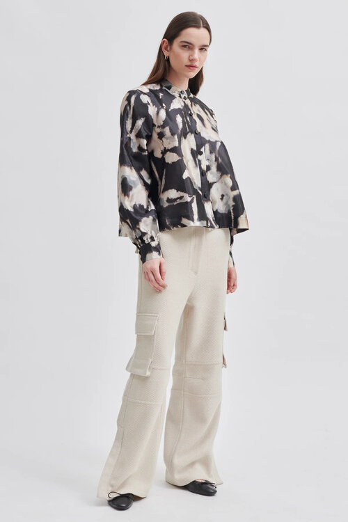 Second Female Schwarzes Weiches Hemd