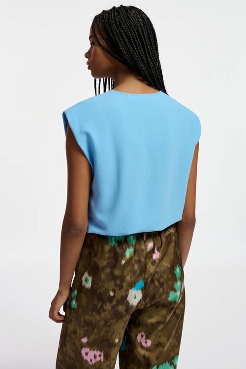 Essentiel Antwerp Blauer Gipfel