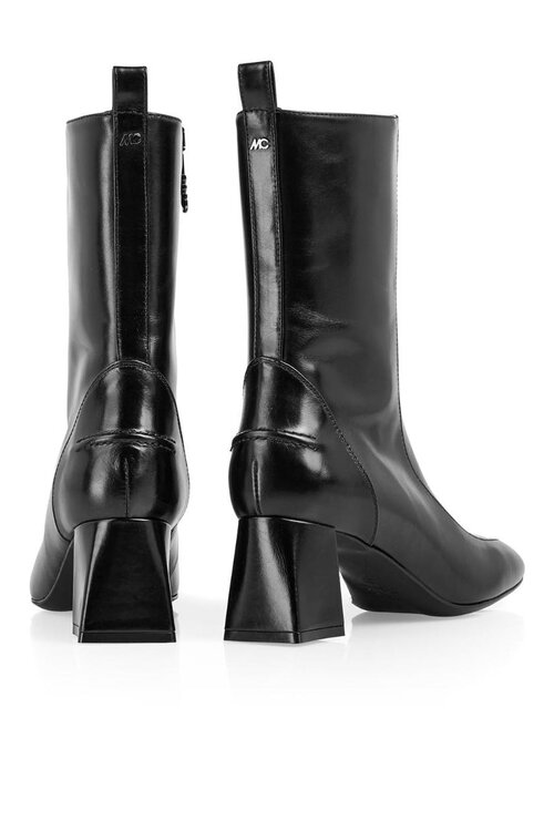 Marc Cain Schwarzer Kurzer Stiefel