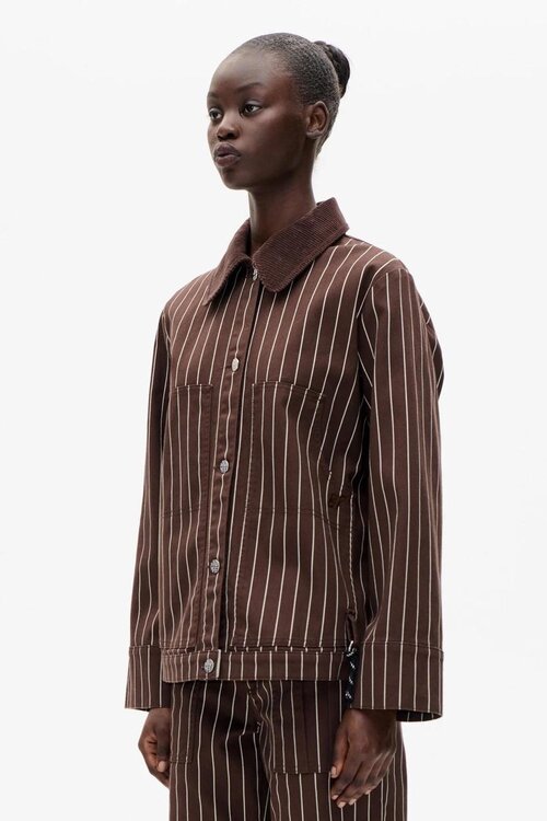 Baum Und Pferdgarten Braune Jeansjacke