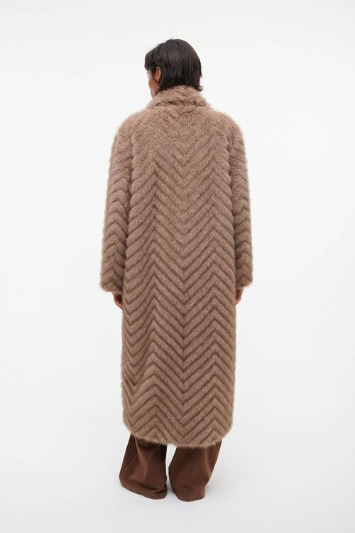 Studio AR by Arma Camel Scarlet Faux Mink Mantel