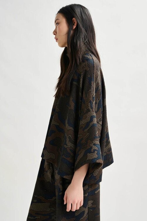 Essentiel Antwerp Schwarze Bluse mit weiten Ärmeln