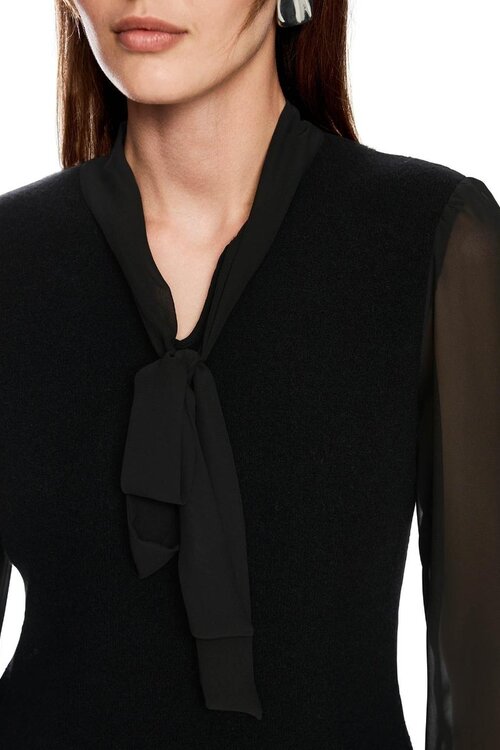 Marc Cain Schwarzer Pullover