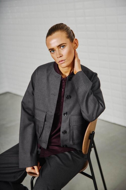 WITHBLACK Dunkelgraue Jacke