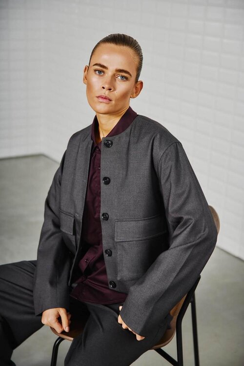 WITHBLACK Dunkelgraue Jacke