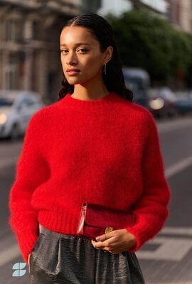 By Bar Roter Pullover