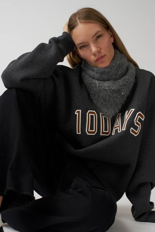 10Days Antra Melee Statement-Pullover