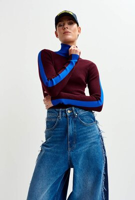 Essentiel Antwerp Bordeaux Bicolour fitted Pullover