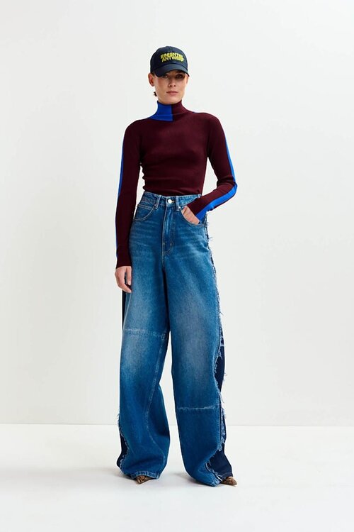 Essentiel Antwerp Bordeaux Bicolour fitted Pullover