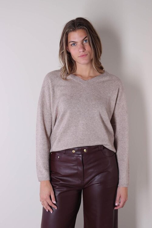 Absolut Cashmere Sand Alicia