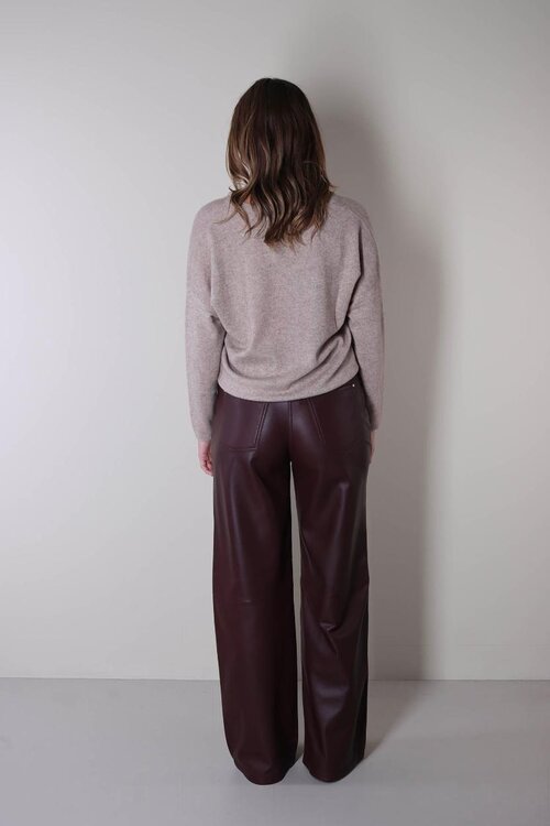 Absolut Cashmere Sand Alicia