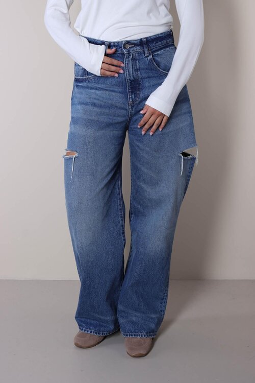 Icon Denim Wide Leg Jeans Midrise Destroy