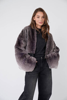 EST'SEVEN Graue Kunstpelzjacke